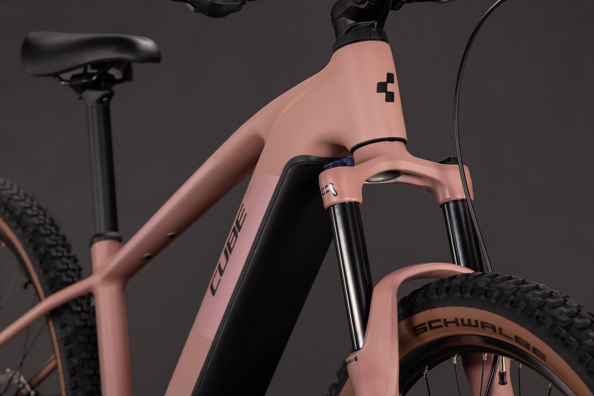 Cube Reaction Hybrid Performance 720 ruby´n´black - M