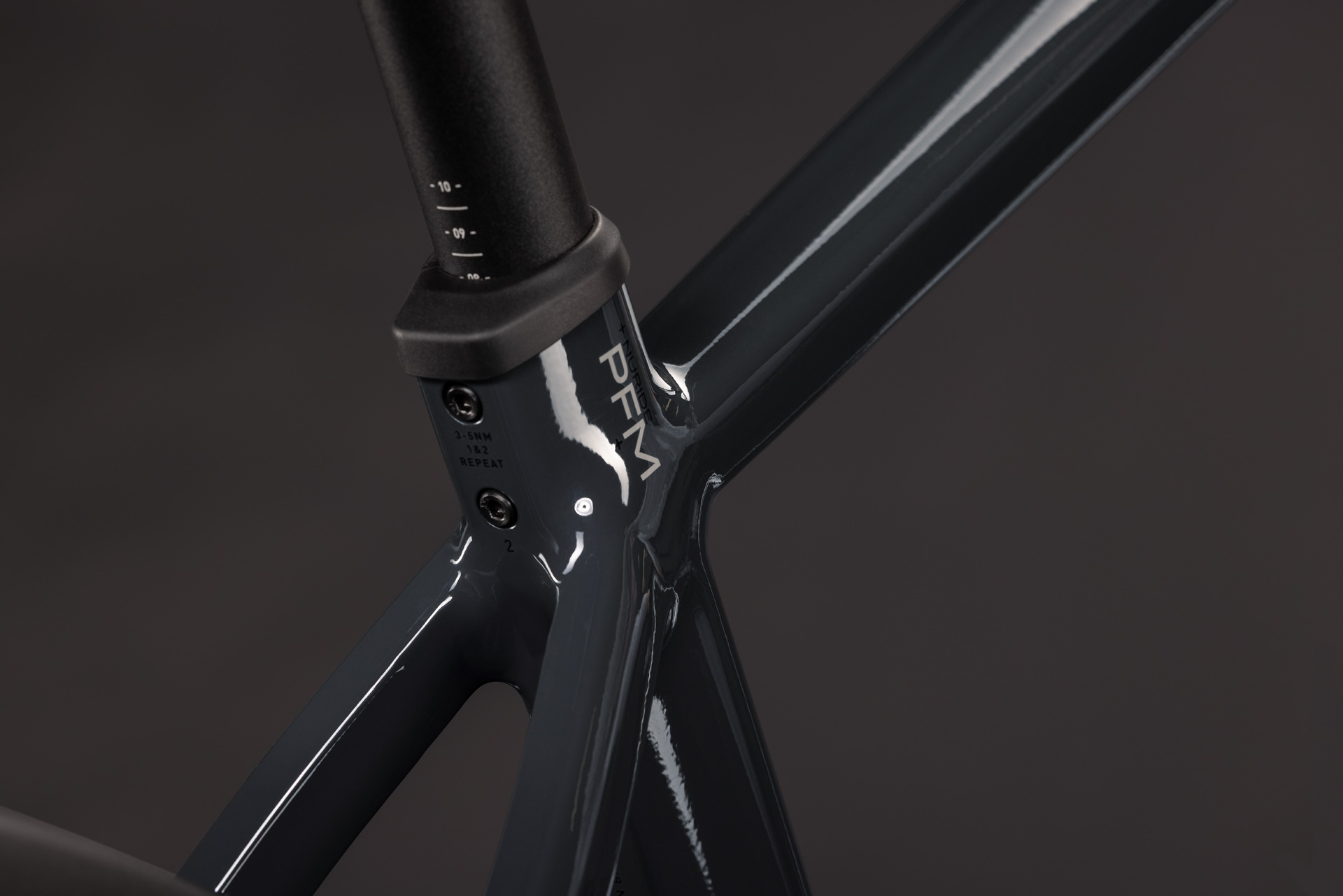 Cube Nuride Hybrid Performance 720 - shadowgrey´n´grey 58 cm