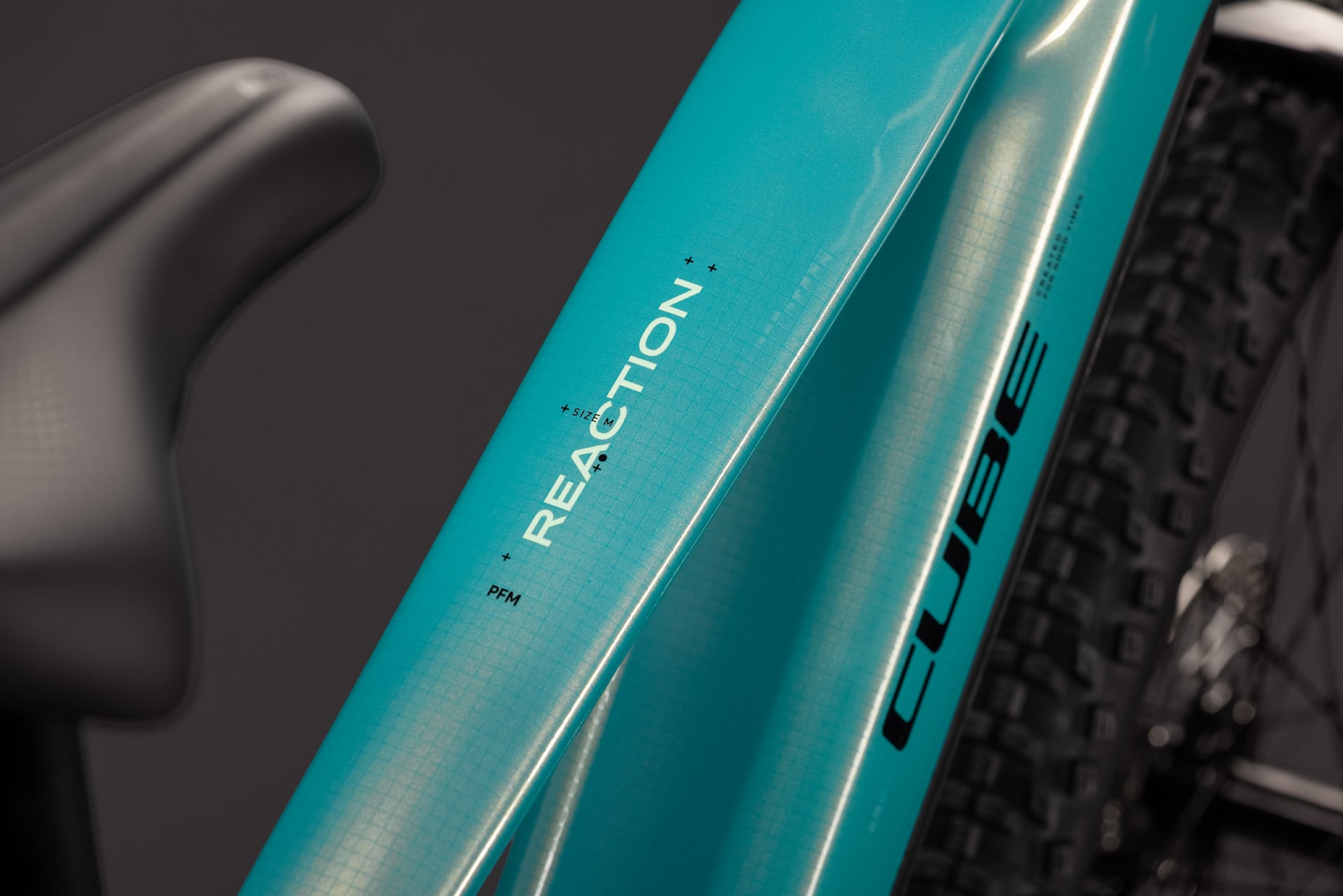 Cube Reaction Hybrid Performance 720 - maldivian´n´black S