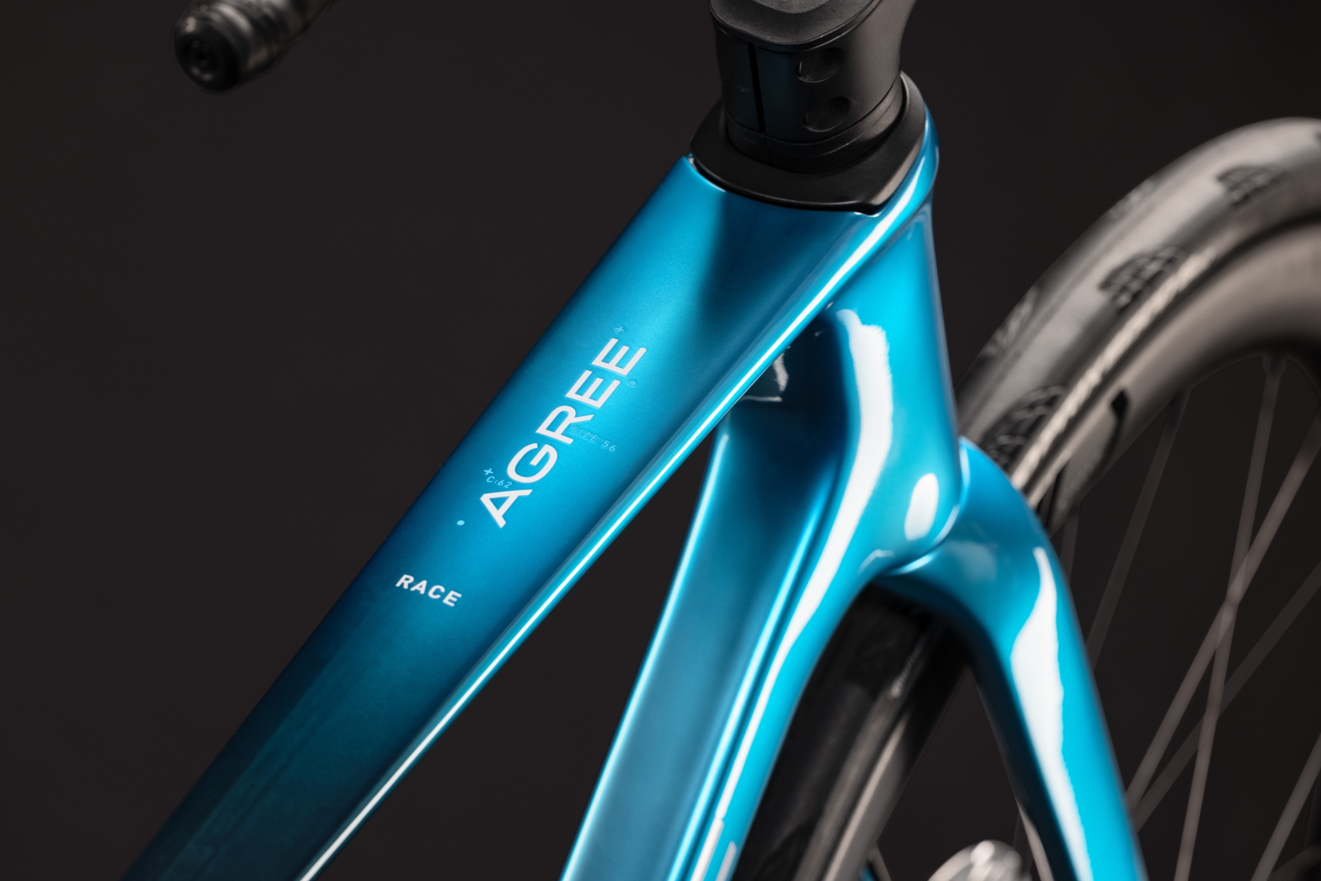 Cube Agree C:62 Race chromeblue´n´liquidblue - 53 cm