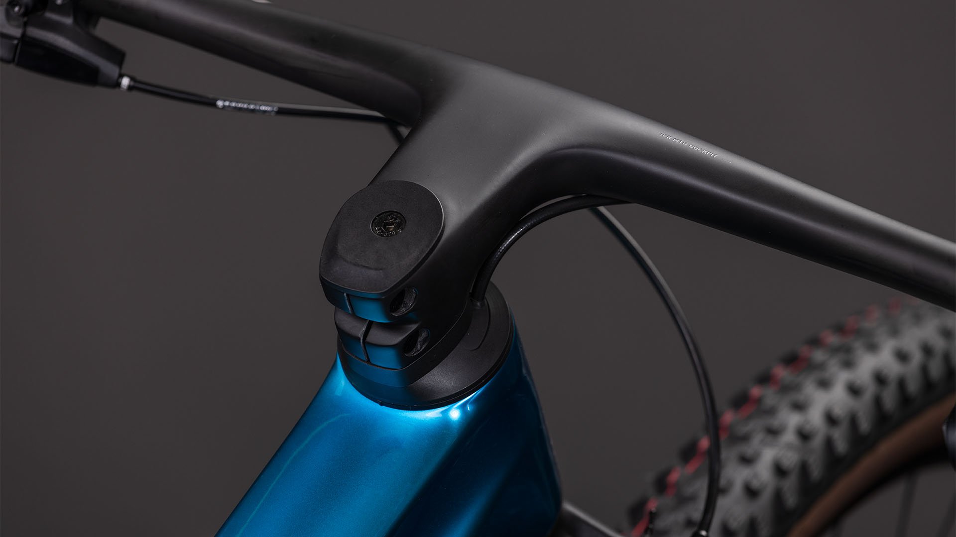 Cube Phenix C:68X Race chromeblue´n´liquidblue XL