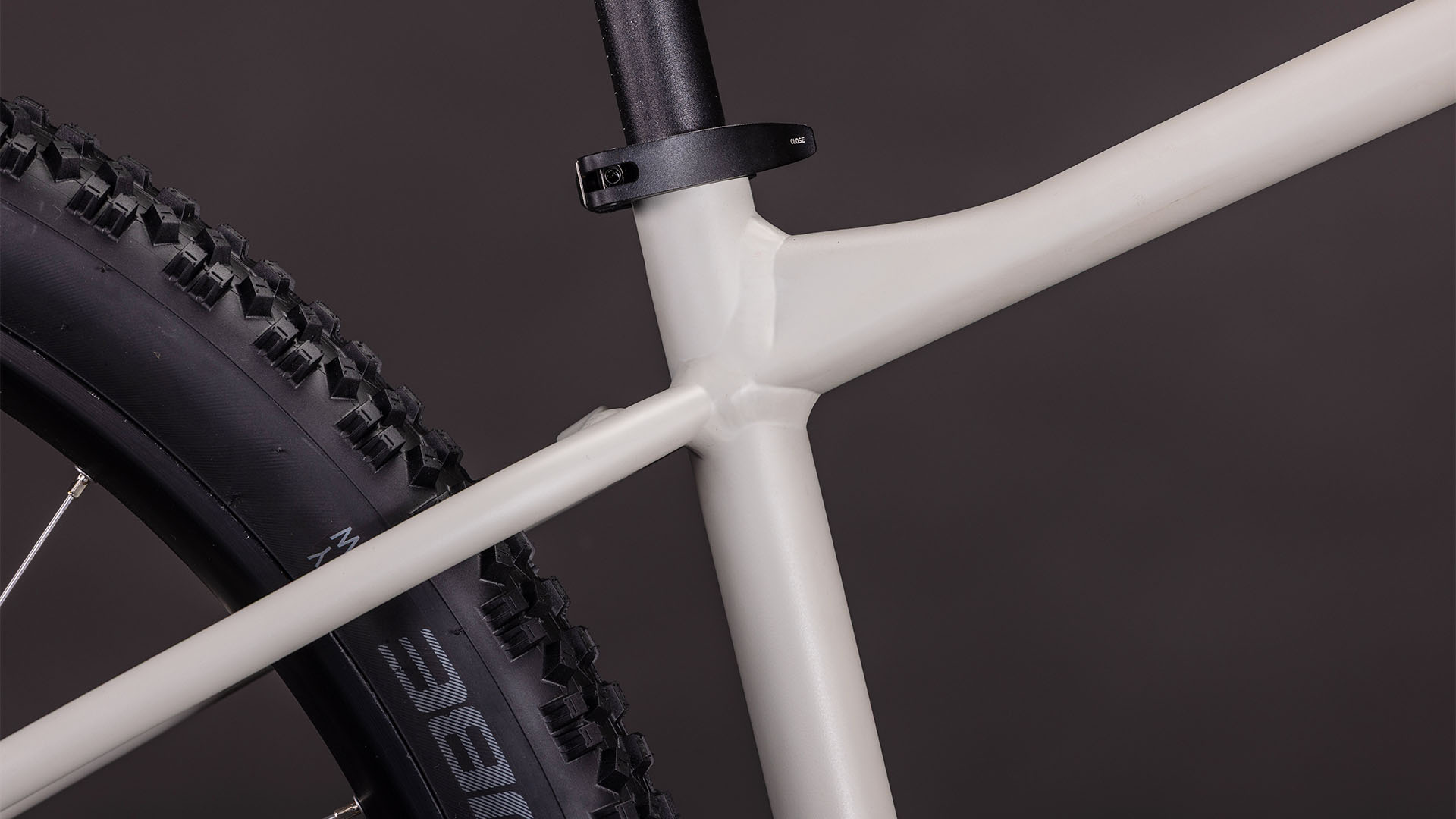 Cube Aim Pro greige´n´titan XS