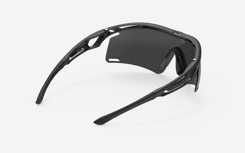 TRALYX + SMOKE BLACK MATTE BLACK
