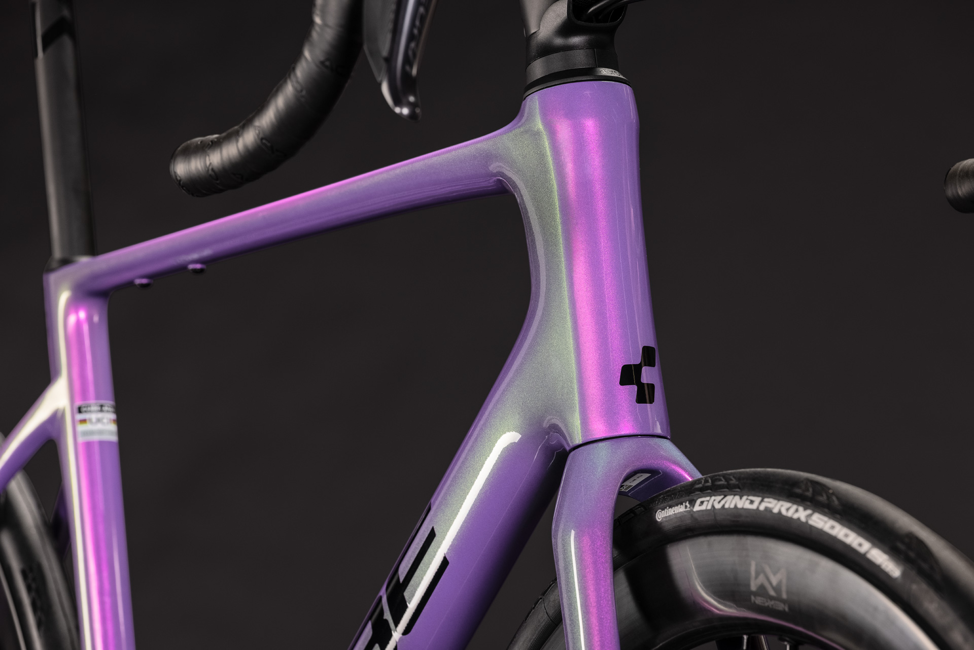 Cube Attain C:62 SLT cosmicpurple´n´black - 56 cm