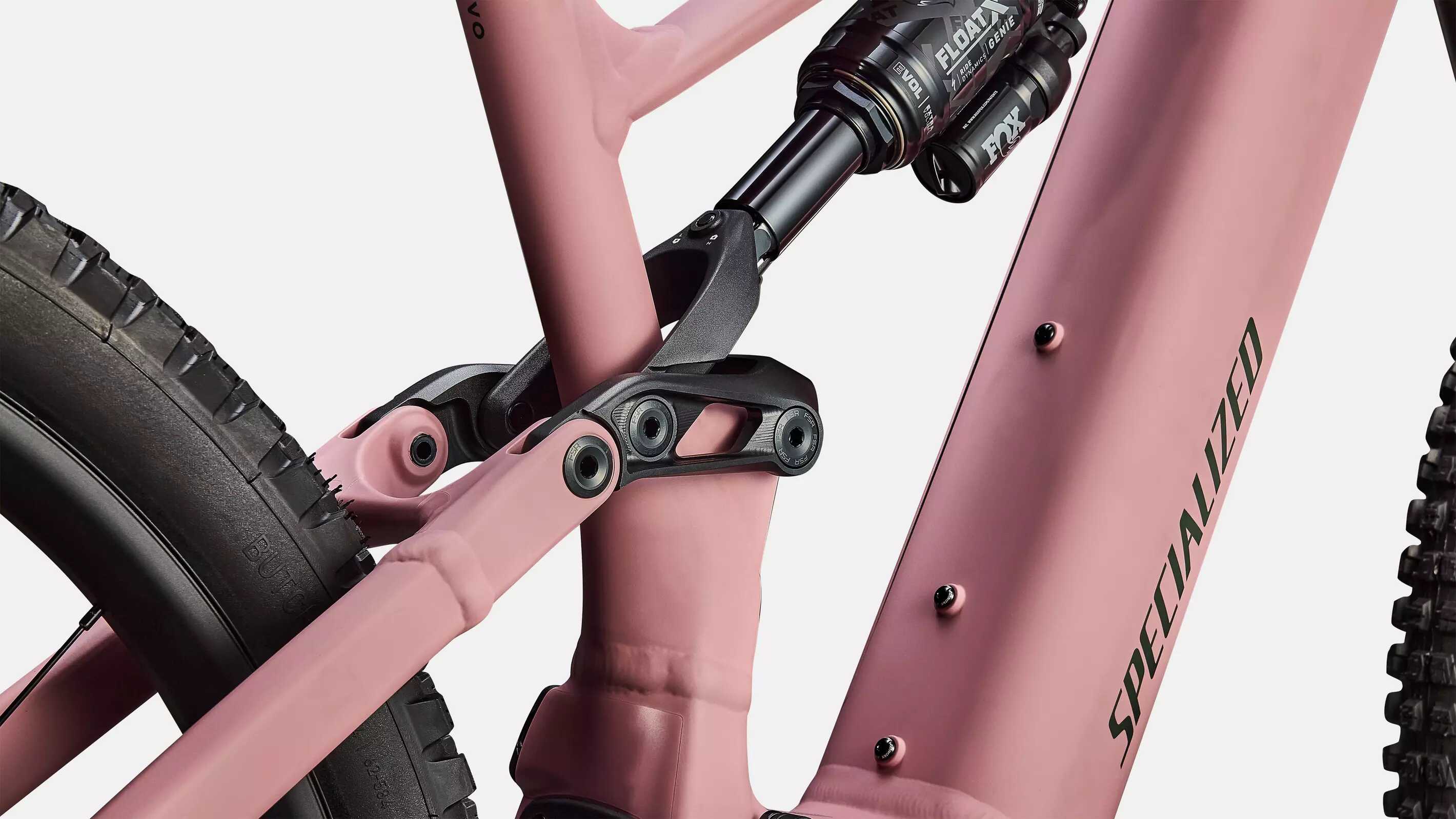 LEVO COMP ALLOY G4 NB DSKPNK/CYPRMET S3