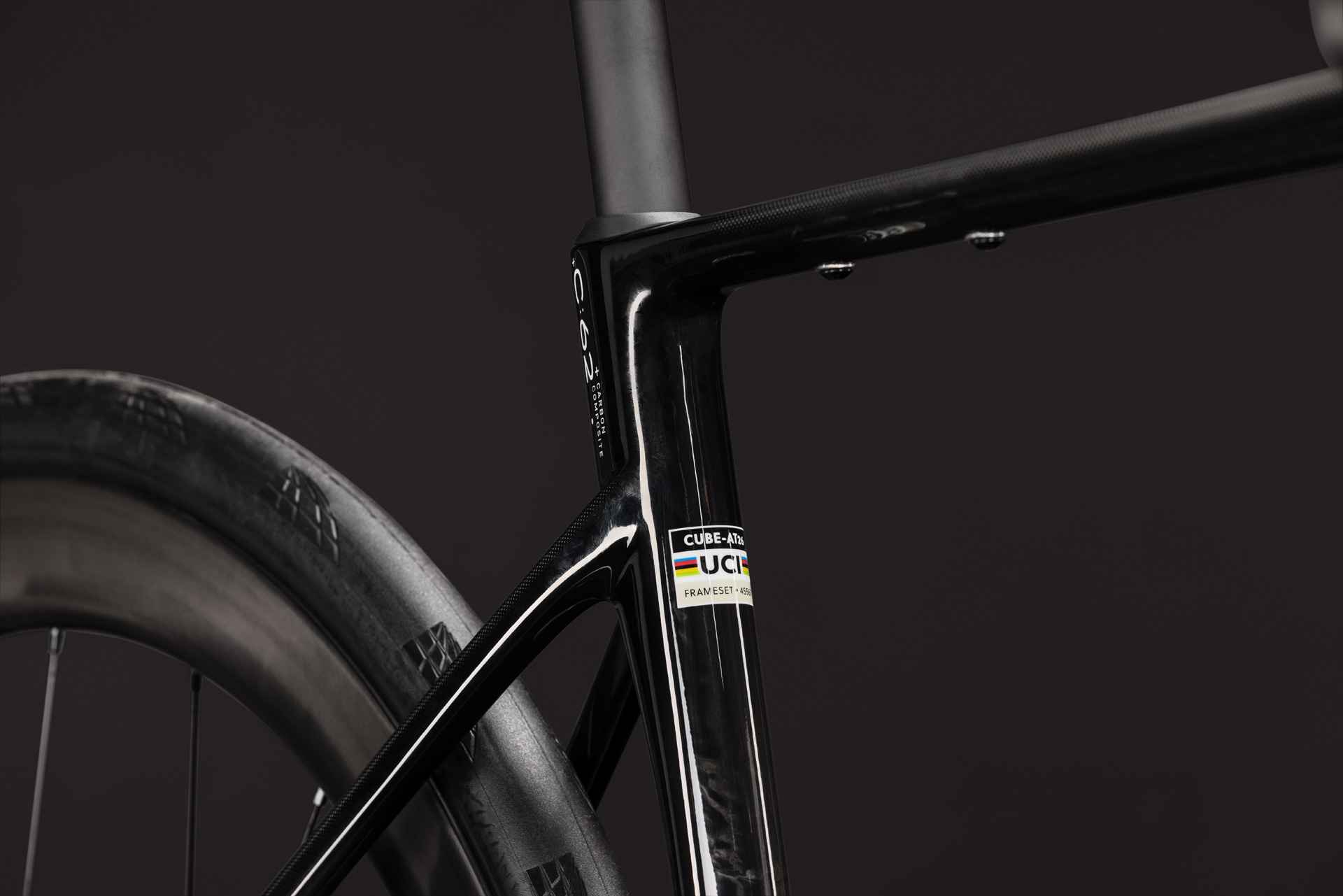 Cube Attain C:62 SLT carbon´n´white - 58 cm