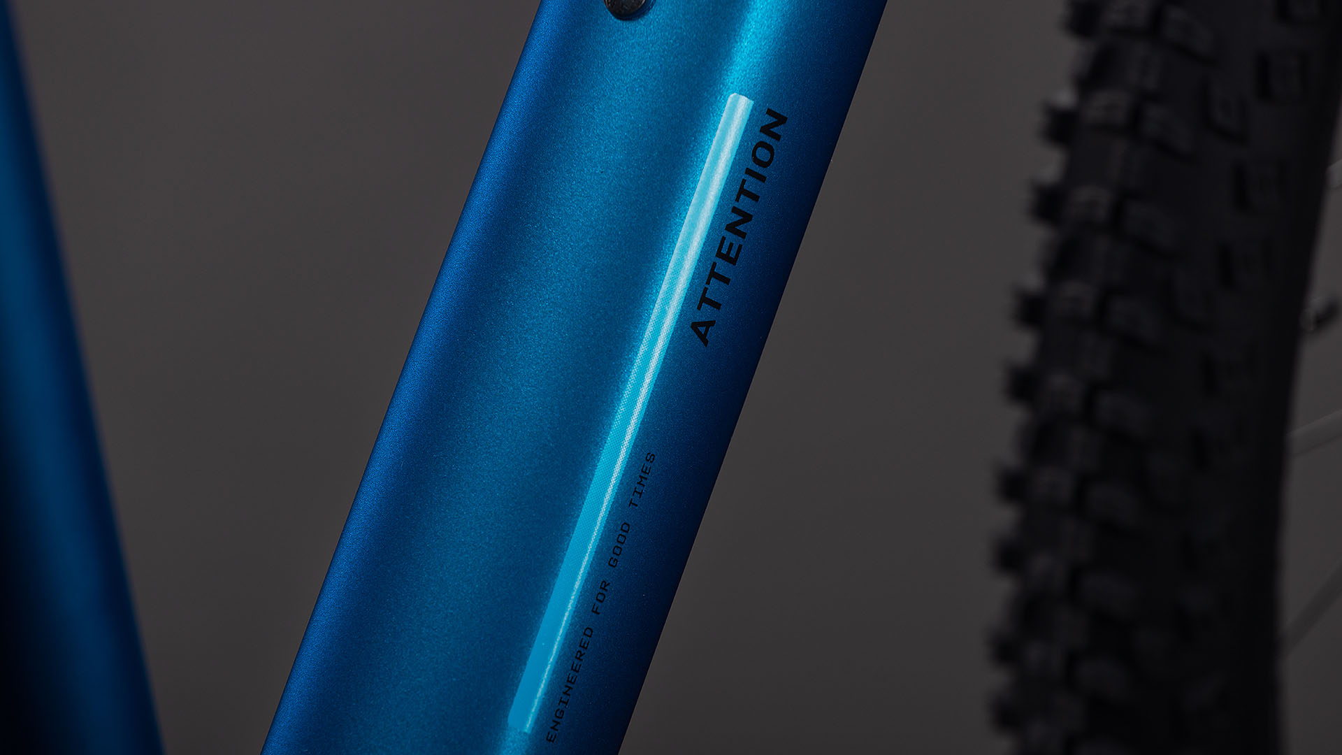 Cube Attention Pro electricblue´n´blue XL