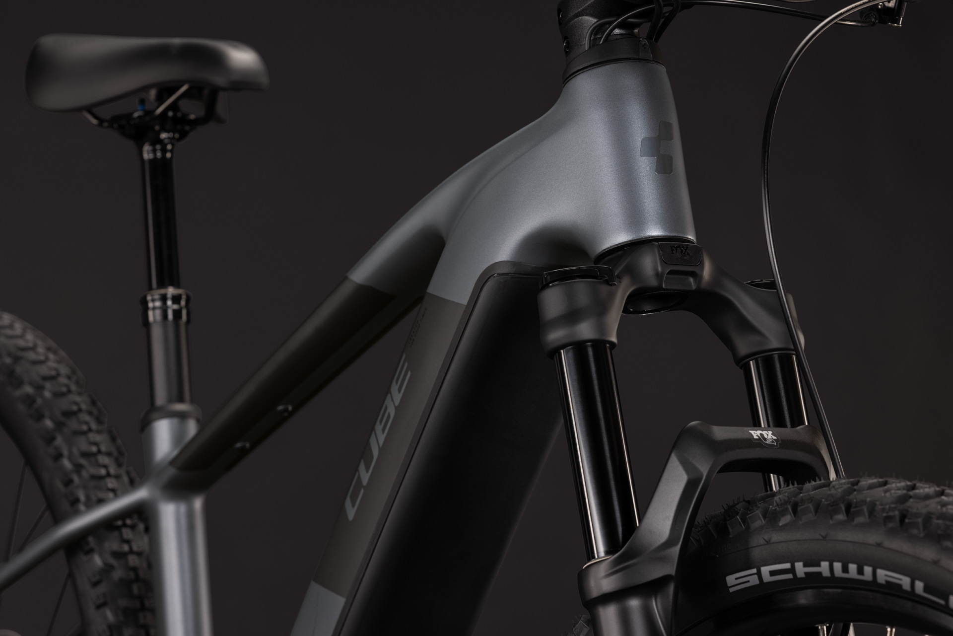 Cube Reaction Hybrid Race 800 slabgrey´n´chrome - L