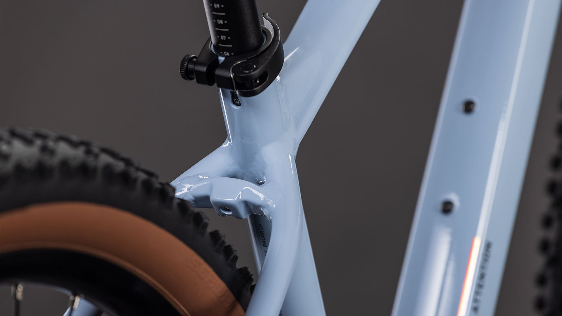 Cube Attention Pro iceblue´n´prism S