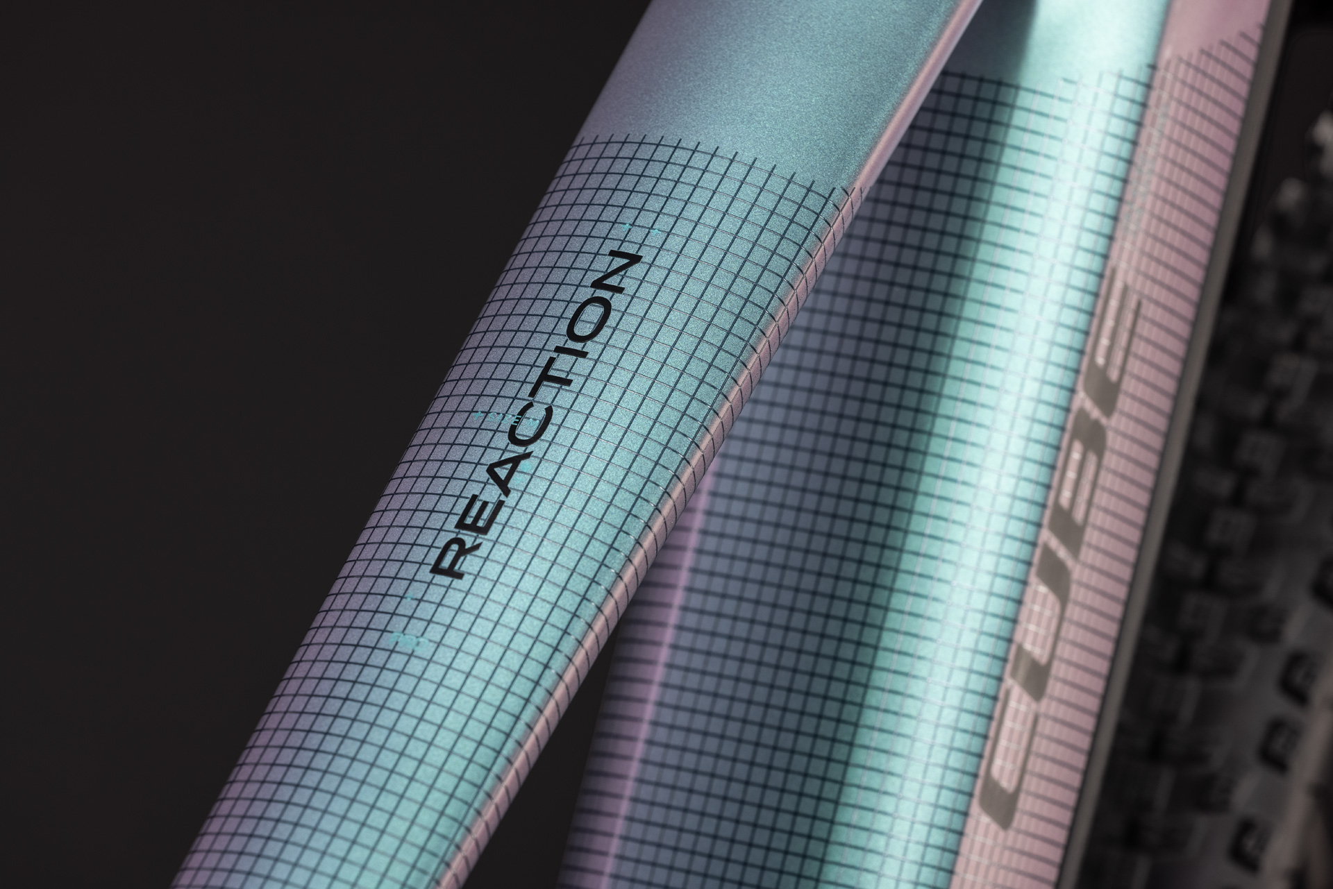 Cube Reaction Hybrid Pro 800 polarlight´n´black - XXL