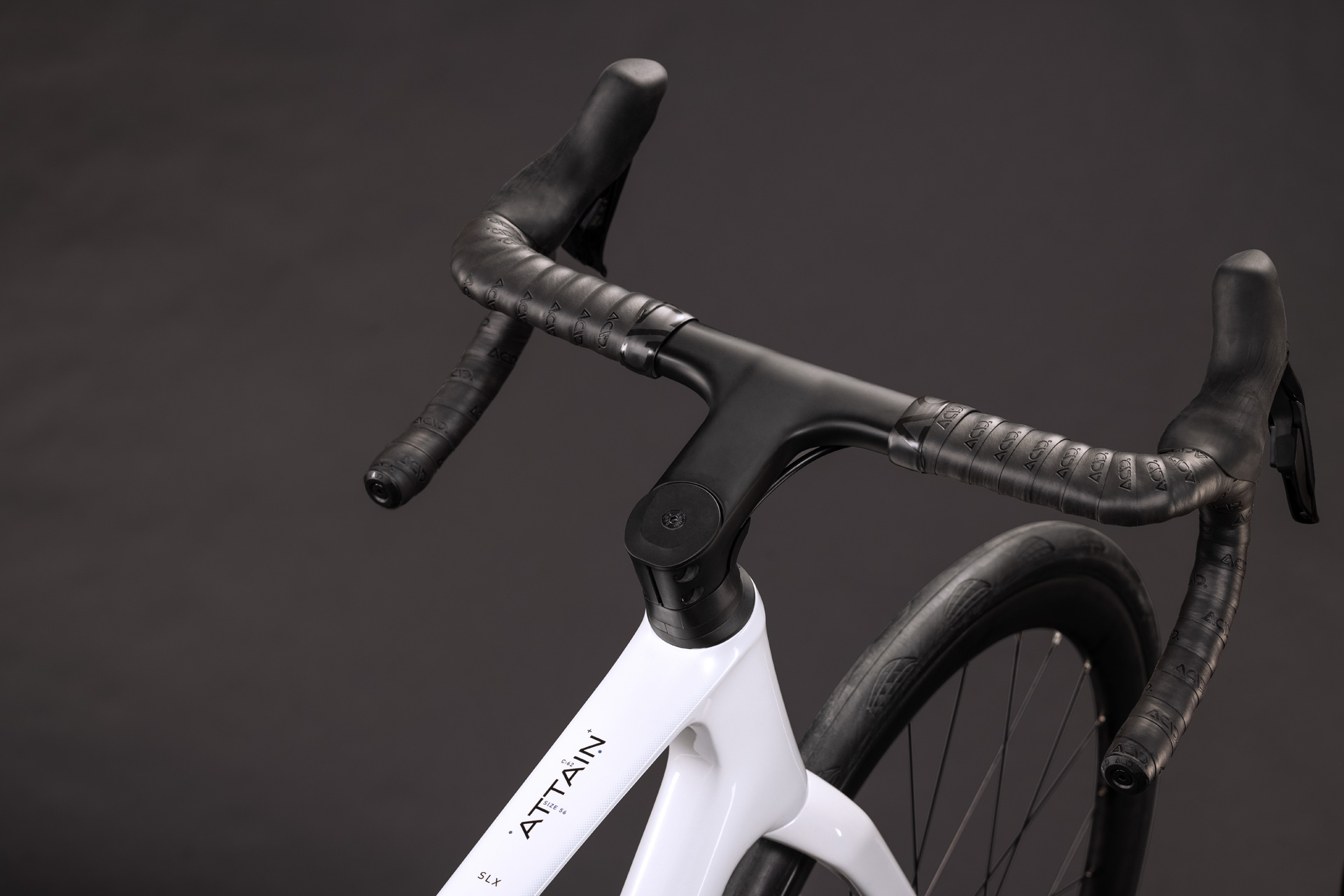 Cube Attain C:62 SLX metallicwhite´n´black - 60 cm