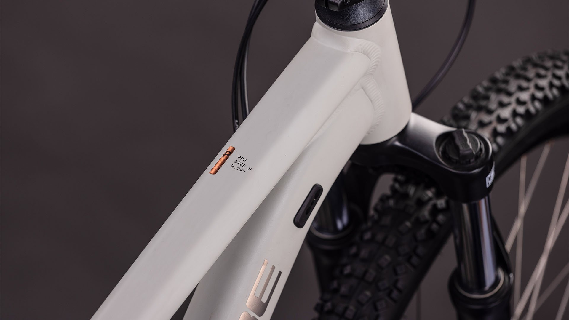 Cube Aim Pro greige´n´titan M