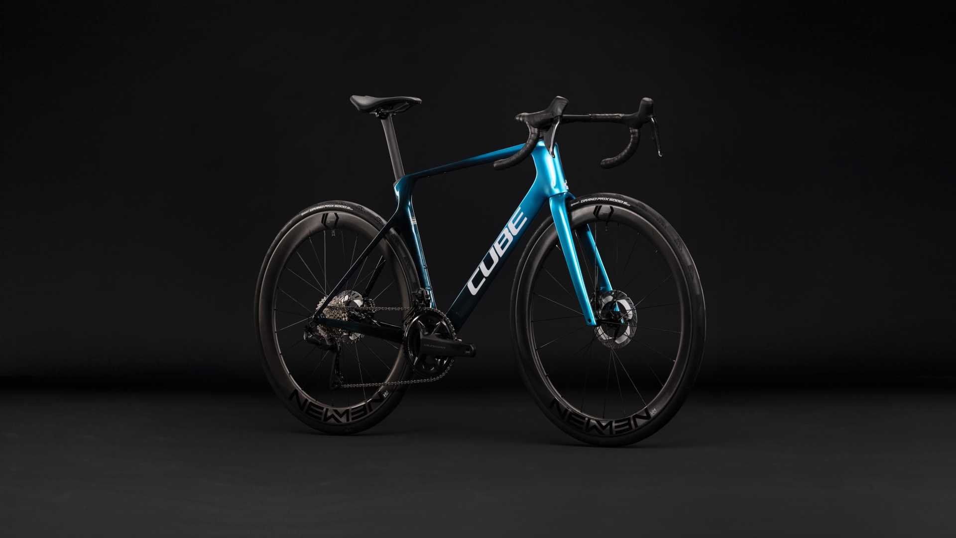 Cube Agree C:62 Race chromeblue´n´liquidblue - 53 cm