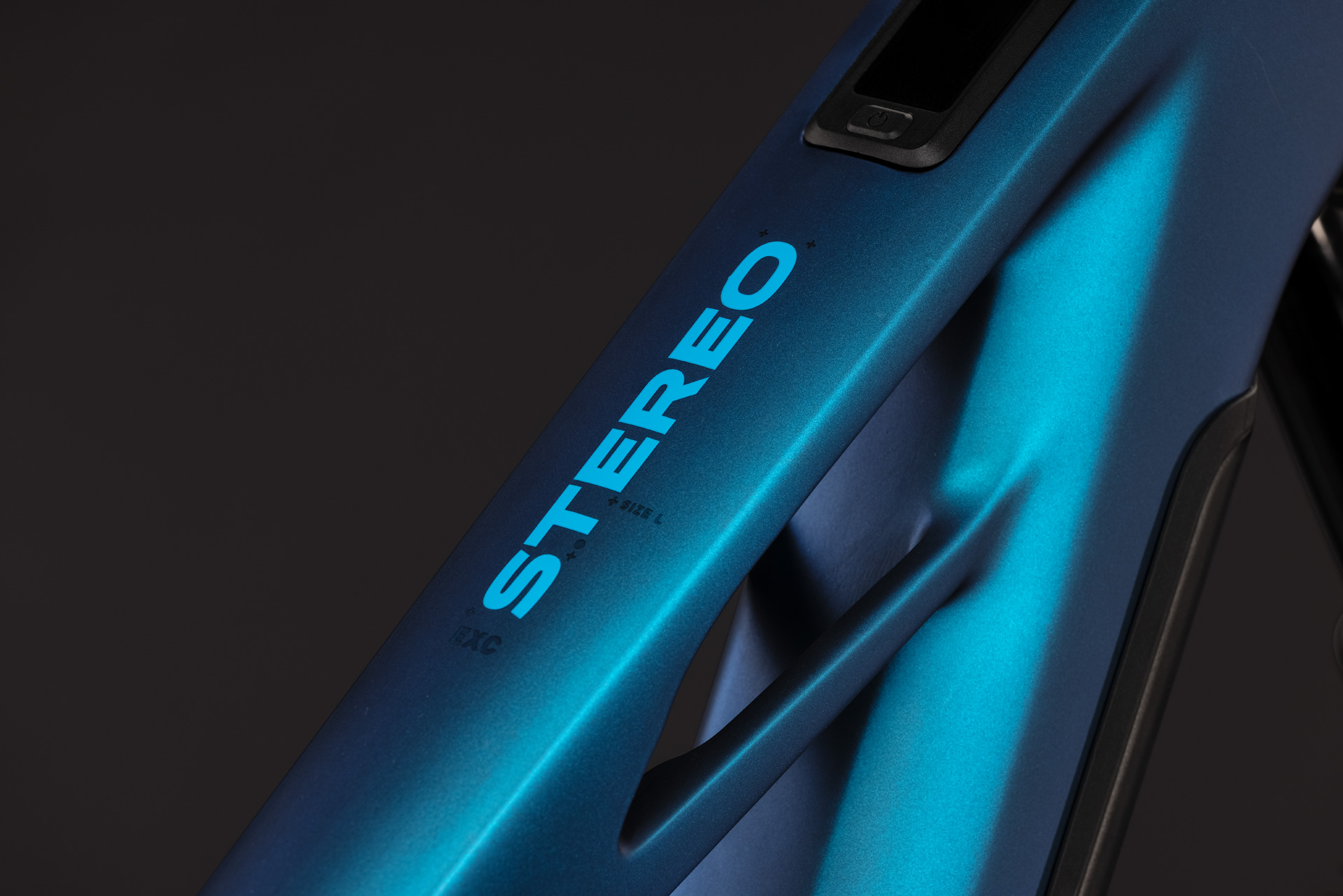 Cube Stereo Hybrid ONE44 HPC EXC 800 nebula´n´blue - L