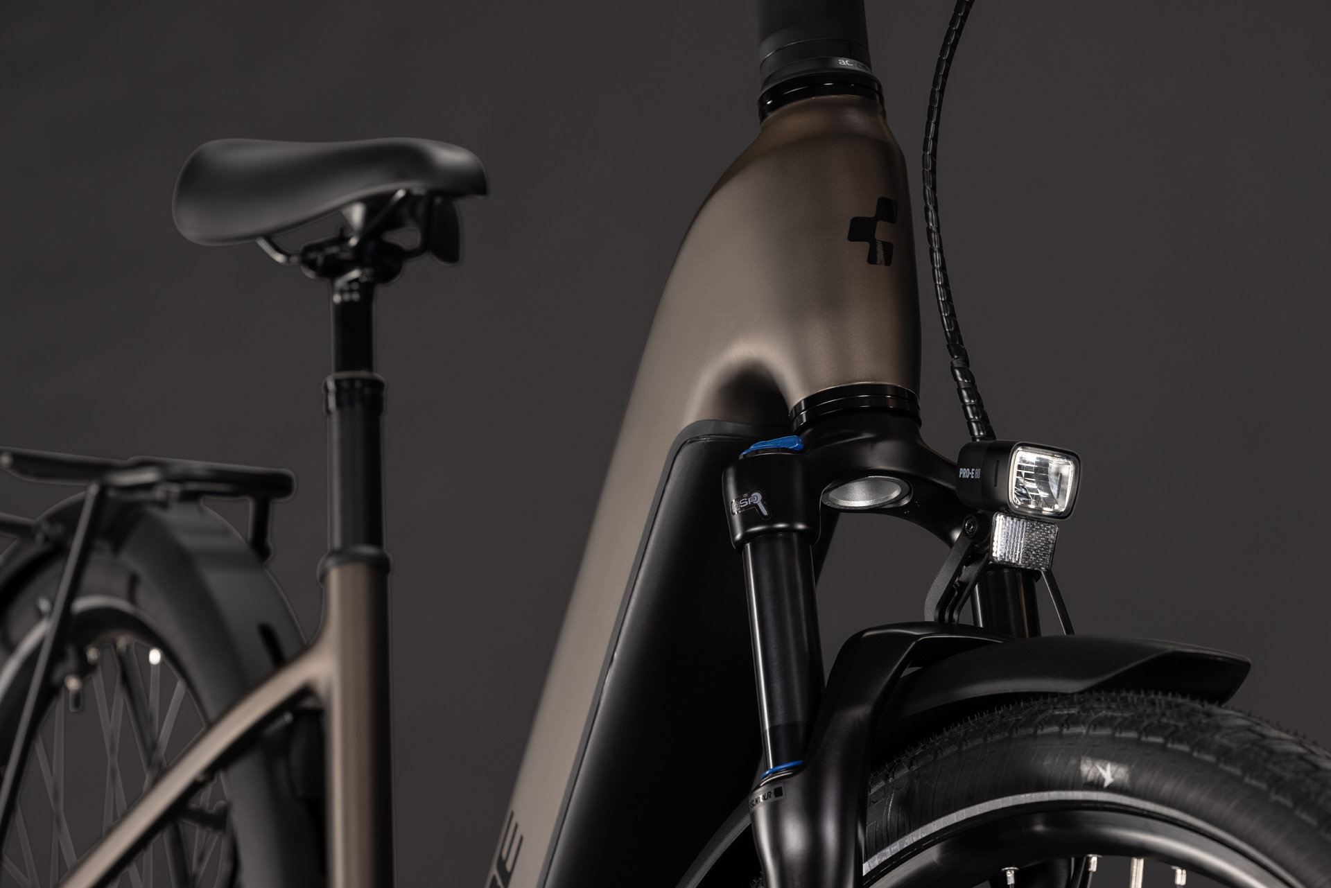 Cube Touring Hybrid Pro 800 metallicumbra´n´black - Easy Entry 54 cm